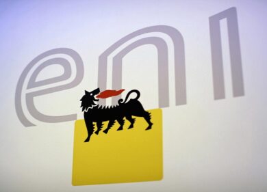 Eni entra nel campo delle energie rinnovabili in Algeria