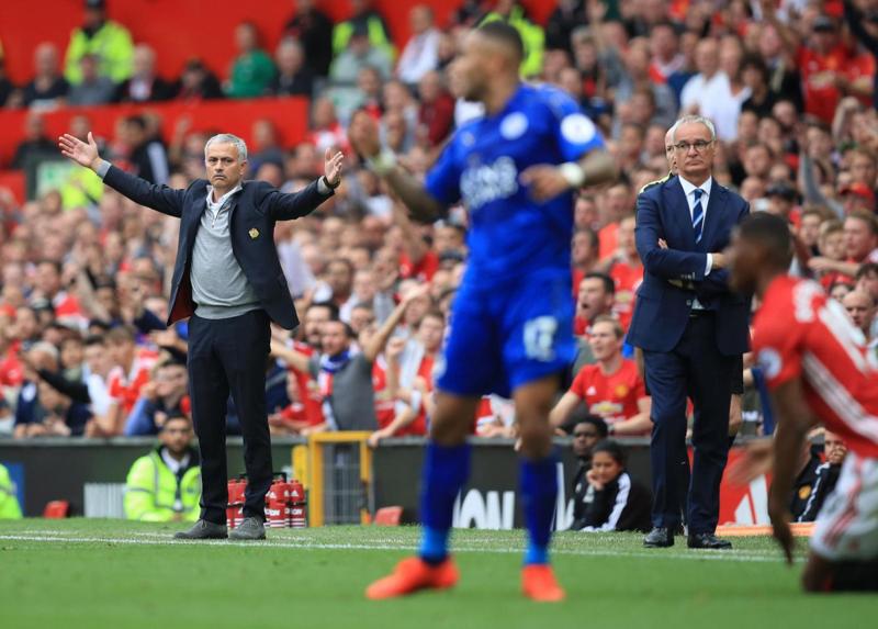 Chelsea-Conte disastro: 3-0 Arsenal. United di Mourinho spazza via Ranieri Chelsea-Conte disastro: 3-0 Arsenal. United di Mourinho spazza via Ranieri