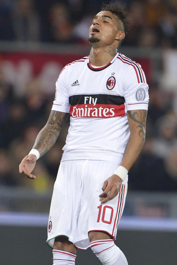 Boateng: “Spendevo soldi in vestiti e discoteche, Berlusconi mi diceva che..” Boateng: “Spendevo soldi in vestiti e discoteche, Berlusconi mi diceva che..”