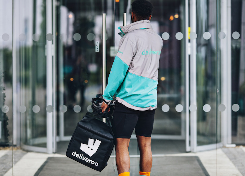Deliveroo Business: così la startup vuole cancellare il buono pasto Deliveroo Business: così la startup vuole cancellare il buono pasto