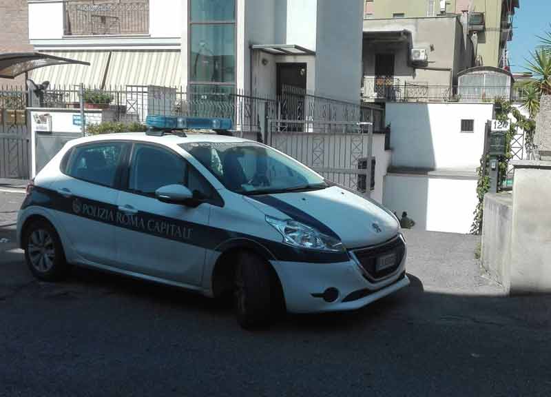 Sigilli alla moschea di Tor Vergata: non era autorizzata e “disturbava”