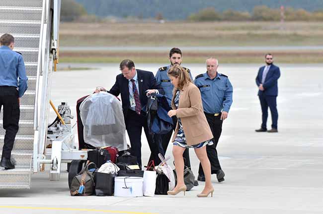 Kate Middleton in Canada. Nuove foto dei principini. “Gaffe” di George. FOTO Kate Middleton in Canada. Nuove foto dei principini. “Gaffe” di George. FOTO
