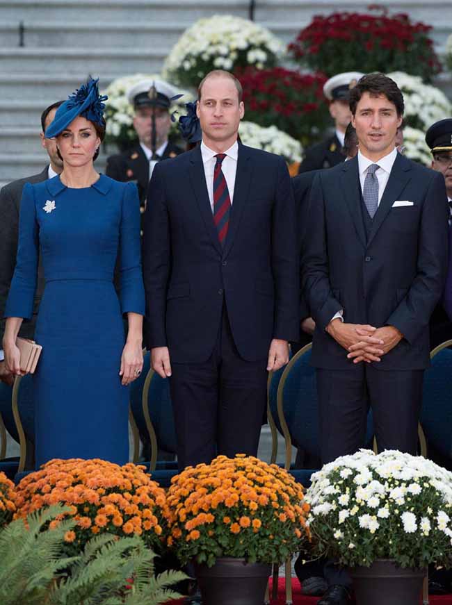 Kate Middleton in Canada. Nuove foto dei principini. “Gaffe” di George. FOTO Kate Middleton in Canada. Nuove foto dei principini. “Gaffe” di George. FOTO