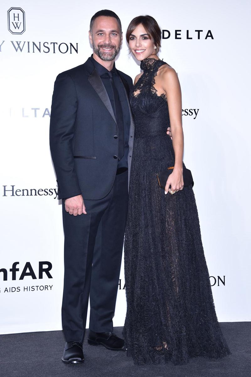 Milano, parata di stelle alla cena Amfar. Da Lapo Elkan a Irina Shayk, le foto