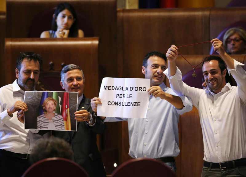 “Sì alle Olimpiadi”: la Regione Lazio sfida Raggi, Grillo e il Movimento “Sì alle Olimpiadi”: la Regione Lazio sfida Raggi, Grillo e il Movimento