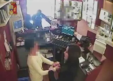Arrestata a Torino la figlia del boss di camorra Domenico Verde
