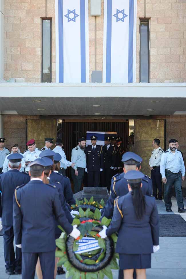 Gerusalemme, funerali di Shimon Peres: i grandi del mondo per l’ultimo saluto Gerusalemme, funerali di Shimon Peres: i grandi del mondo per l’ultimo saluto