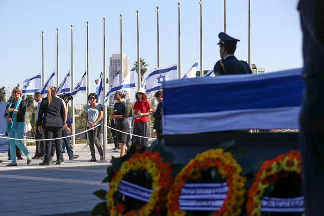 Gerusalemme, funerali di Shimon Peres: i grandi del mondo per l’ultimo saluto Gerusalemme, funerali di Shimon Peres: i grandi del mondo per l’ultimo saluto