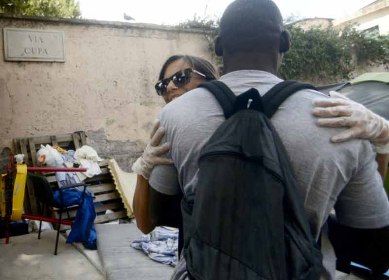 Immigrati fuori da via Cupa. L’area gravemente degradata va bonificata Immigrati fuori da via Cupa. L’area gravemente degradata va bonificata
