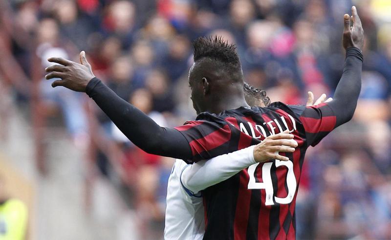 Balotelli: “Al Milan confusione, non era ambiente ideale. Salvo solo…” Balotelli: “Al Milan confusione, non era ambiente ideale. Salvo solo…”
