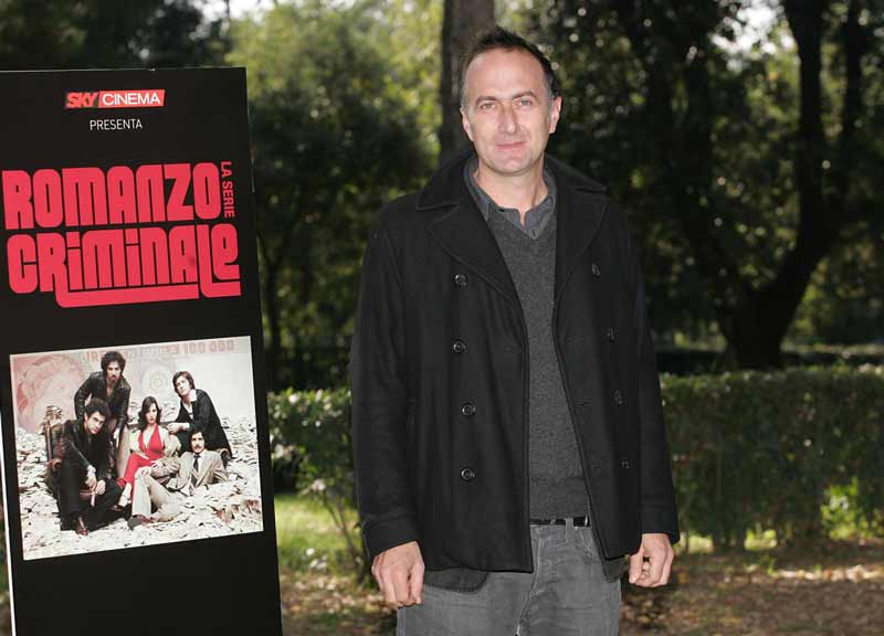 Telefonate Buzzi De Cataldo: il giudice scrittore si salva dal trasferimento