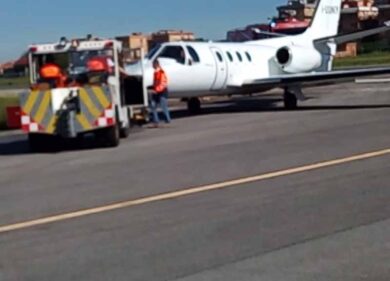 Referendum: Renzi in tour, prigioniero sulla pista di Ciampino aeroporto