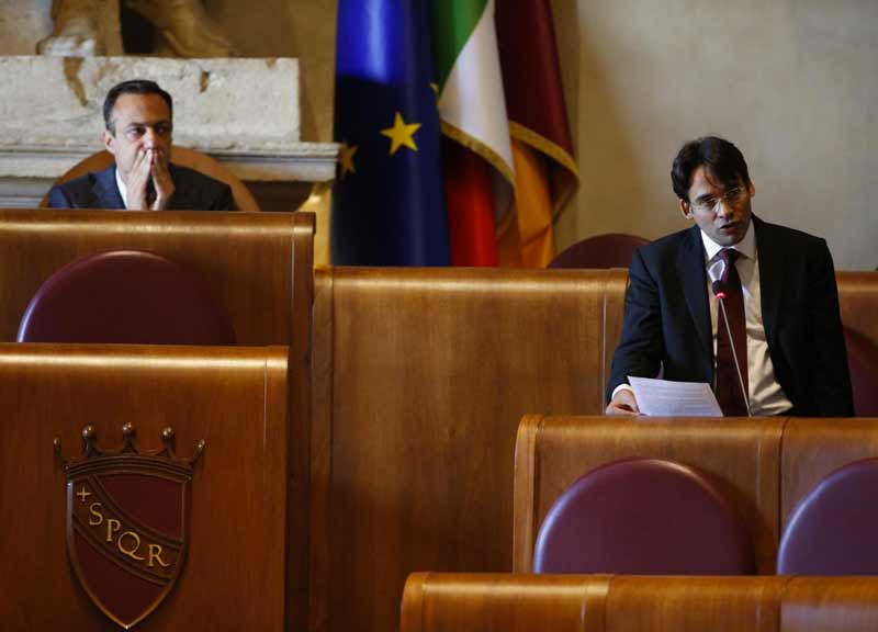 Roma, paura default Comune: Mazzillo, allarme: “I conti non sono in ordine” Roma, paura default Comune: Mazzillo, allarme: “I conti non sono in ordine”