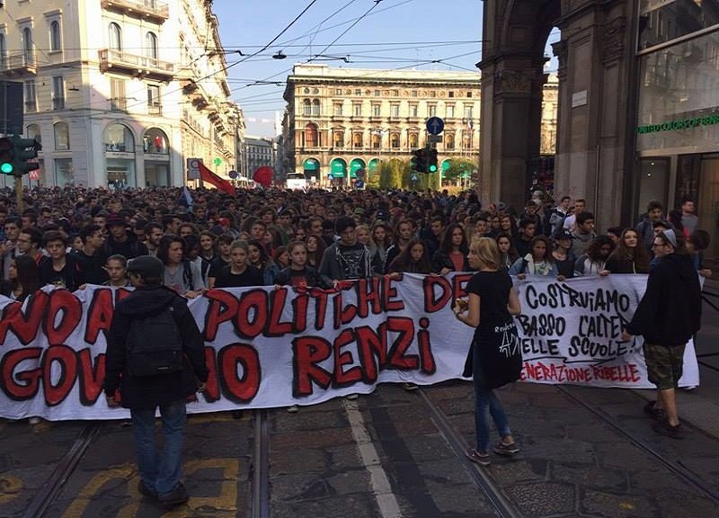 Buona scuola, studenti in piazza: “Istruzione sempre più bene di pochi” Buona scuola, studenti in piazza: “Istruzione sempre più bene di pochi”