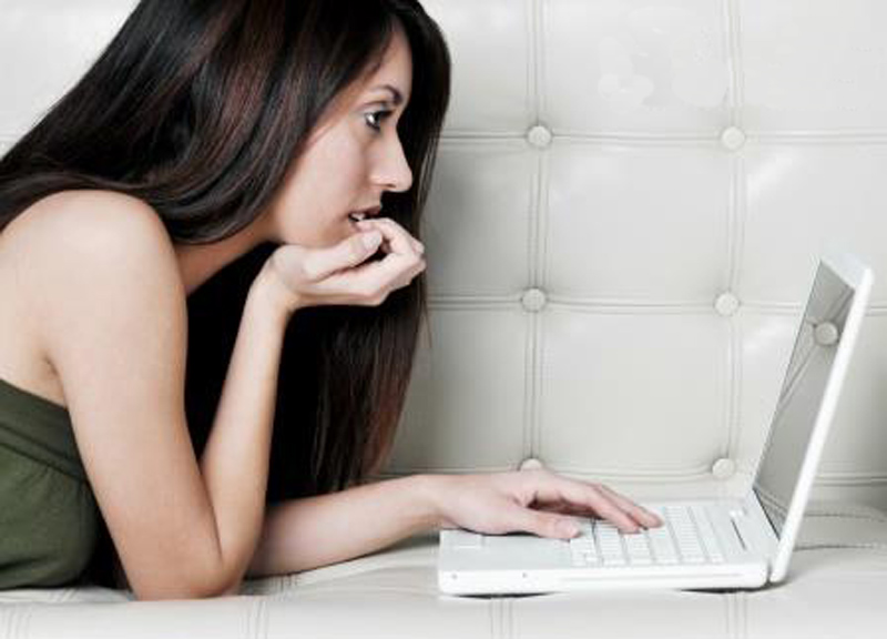 Roma, una donna su quattro cerca l’amore. E l’età del matrimonio si allontana