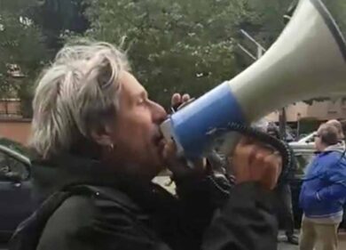 Roma, un esercito marcia sul centro sociale. Il Corto Circuito non c’è più