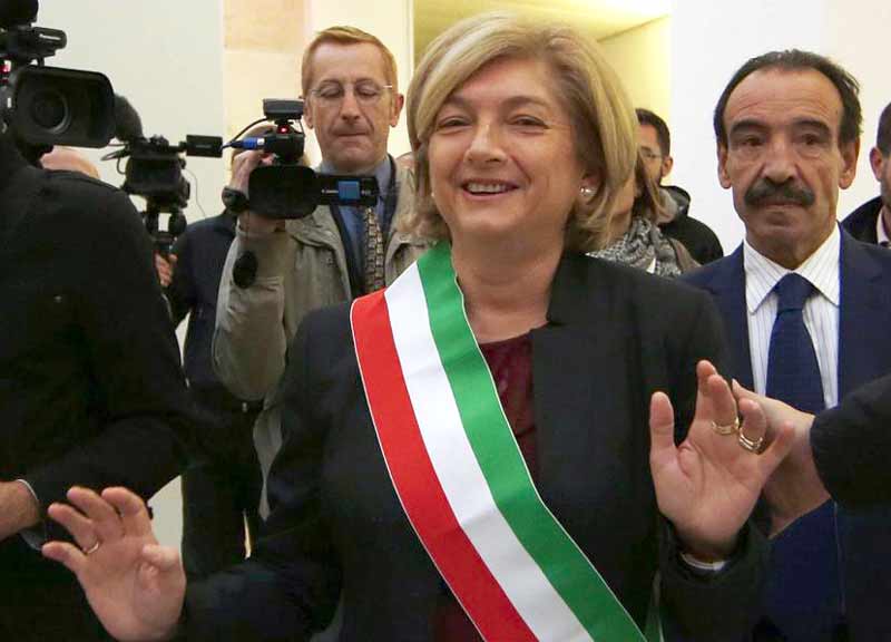 Rifiuti Roma, Paola Muraro, M5S, fa dietrofront: “Sì alla discarica, serve” Rifiuti Roma, Paola Muraro, M5S, fa dietrofront: “Sì alla discarica, serve”