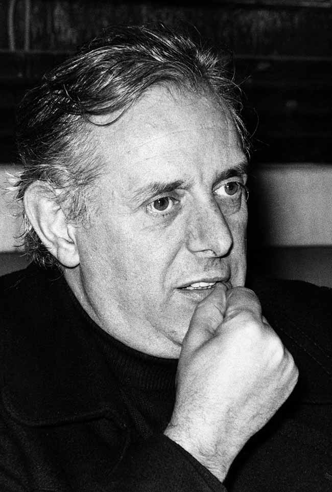 E’ morto il premio Nobel Dario Fo. Domani i funerali laici in piazza Duomo E’ morto il premio Nobel Dario Fo. Domani i funerali laici in piazza Duomo