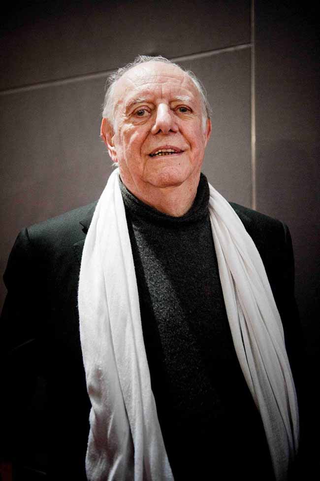 E’ morto il premio Nobel Dario Fo. Domani i funerali laici in piazza Duomo E’ morto il premio Nobel Dario Fo. Domani i funerali laici in piazza Duomo