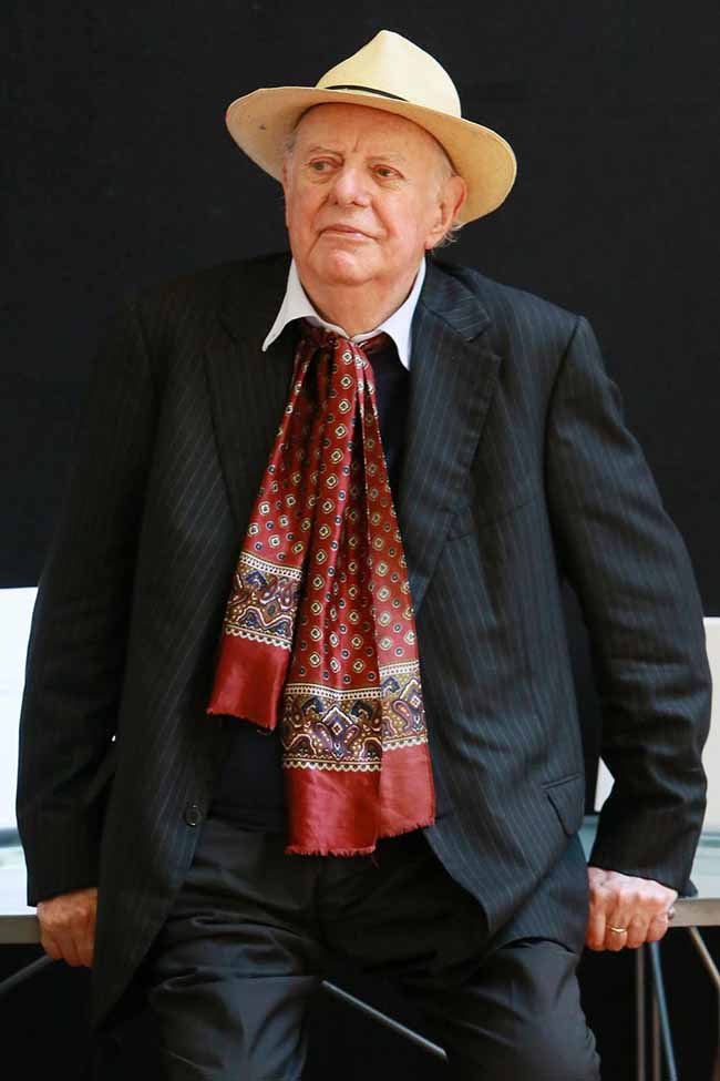 E’ morto il premio Nobel Dario Fo. Domani i funerali laici in piazza Duomo E’ morto il premio Nobel Dario Fo. Domani i funerali laici in piazza Duomo