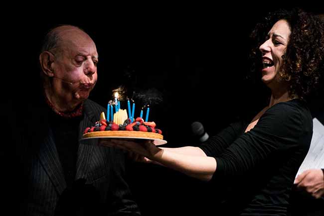 E’ morto il premio Nobel Dario Fo. Domani i funerali laici in piazza Duomo E’ morto il premio Nobel Dario Fo. Domani i funerali laici in piazza Duomo