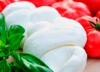 La Puglia dei sapori al SIAL di Parigi. Emiliano e Di Gioia gran ciambellani La Puglia dei sapori al SIAL di Parigi. Emiliano e Di Gioia gran ciambellani