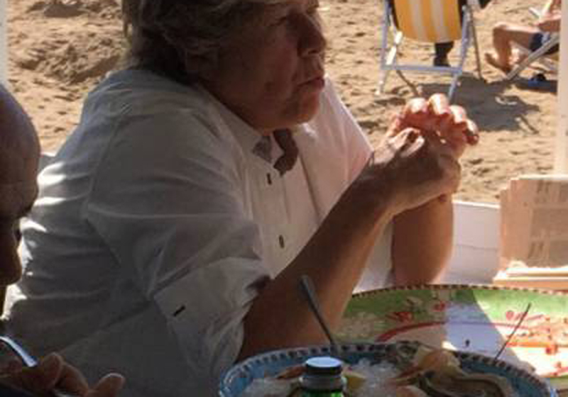 Galleria foto 'La compagna Camusso pasteggia a ostriche. La foto che imbarazza la Cgil' - foto 1