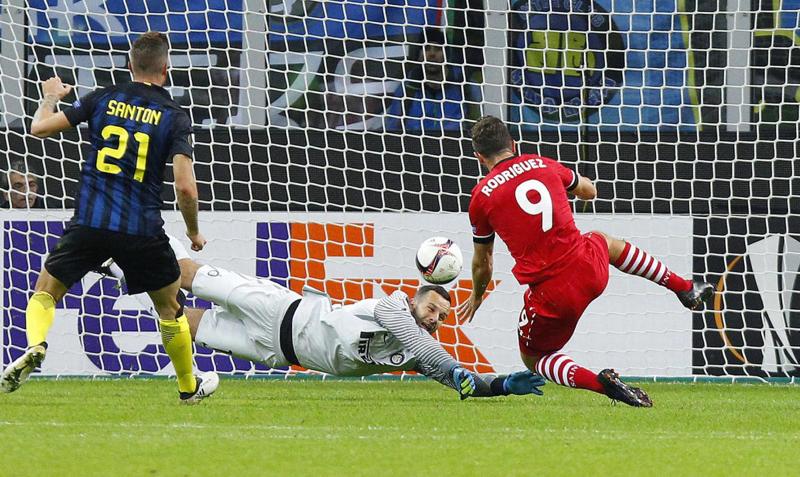 Europa League, INTER-SOUTHAMPTON 1-0. De Boer salva la panca. Brozovic: ROSSO!