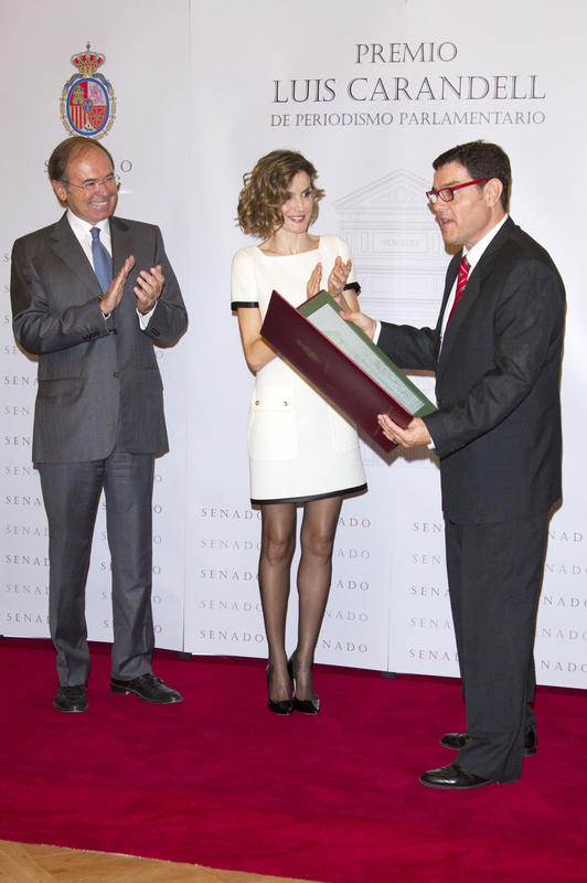 Letizia Ortiz, regina sexy. L’abito è (troppo?) scollato. FOTO