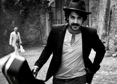 Il folk romano di Mannarino torna live: a marzo grande show al Palalottomatica