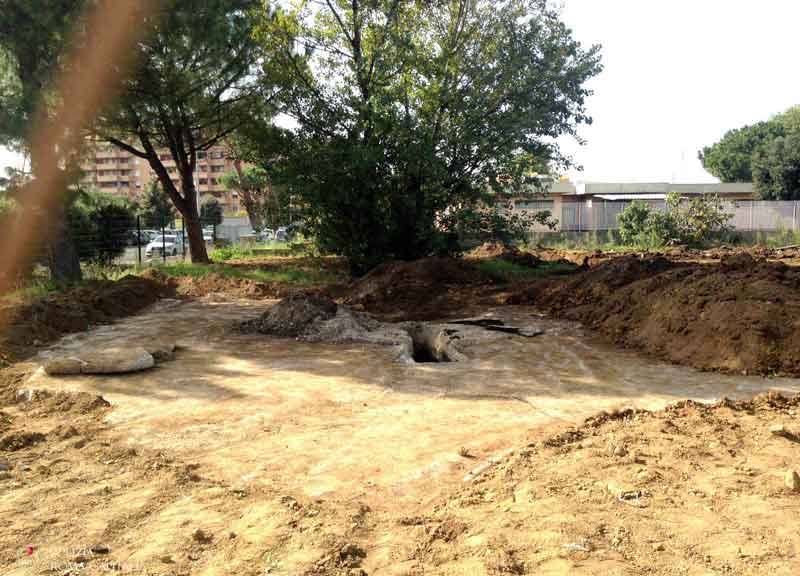 La Rustica, discarica abusiva nel parco giochi: nascondeva materiali tossici La Rustica, discarica abusiva nel parco giochi: nascondeva materiali tossici