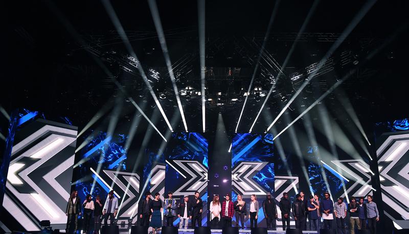 X Factor 2016, parte il live. Ospiti Robbie Williams, Mengoni, Giorgia e… X Factor 2016, parte il live. Ospiti Robbie Williams, Mengoni, Giorgia e…