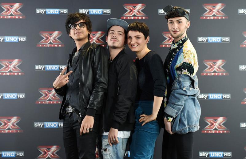 X Factor 2016, parte il live. Ospiti Robbie Williams, Mengoni, Giorgia e… X Factor 2016, parte il live. Ospiti Robbie Williams, Mengoni, Giorgia e…