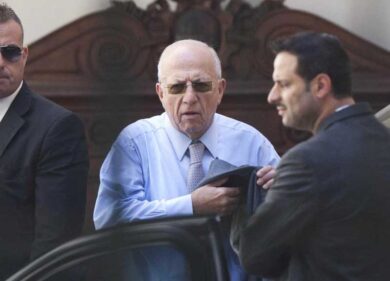 Berlusconi a Confalonieri: ricordati che comando io