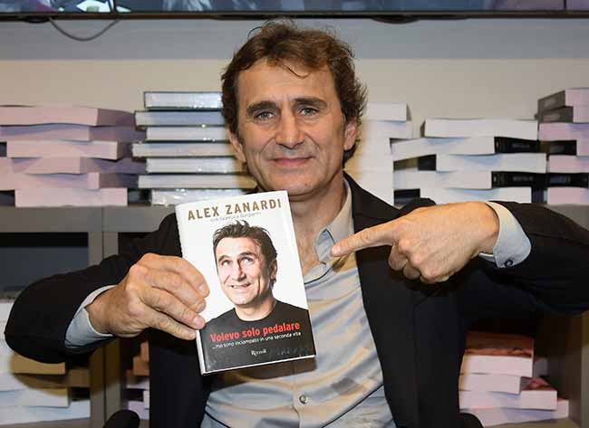 Alex Zanardi si racconta: “Volevo solo pedalare, ma…” Alex Zanardi si racconta: “Volevo solo pedalare, ma…”