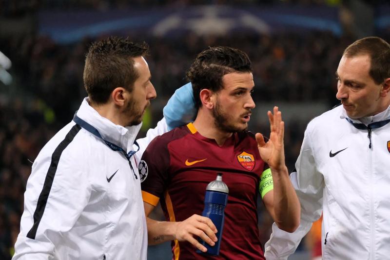 Roma, Florenzi operato. Mariani: “Fra 90 giorni a disposizione” Roma, Florenzi operato. Mariani: “Fra 90 giorni a disposizione”