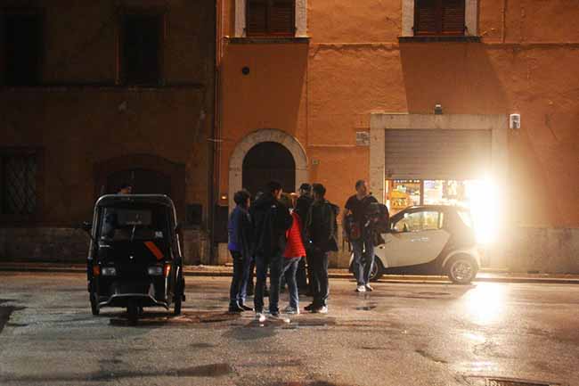 Terremoto, continua lo sciame sismico. Altre 100 scosse tra Marche e Umbria Terremoto, continua lo sciame sismico. Altre 100 scosse tra Marche e Umbria