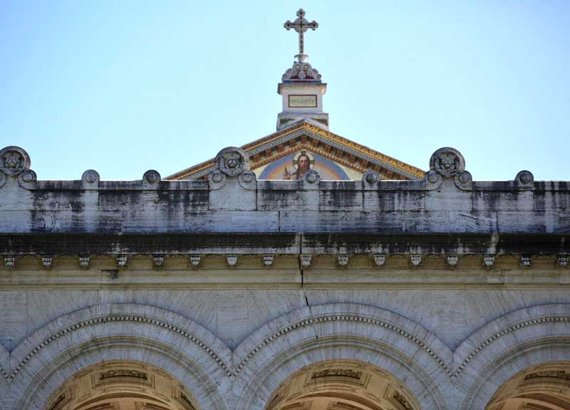 Terremoto, A Roma scuole chiuse: è polemica: “Impossibili controlli in 48 ore”