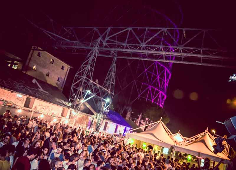 Birra, rugby e rock’n’roll: arriva Birrodotto, il beer festival del Gasometro Birra, rugby e rock’n’roll: arriva Birrodotto, il beer festival del Gasometro