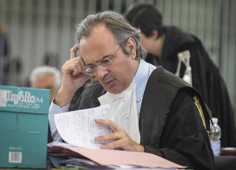 Mafia Capitale, Coratti in aula: “Sono innocente”. Pm: “Corrotto, aiutò Buzzi” Mafia Capitale, Coratti in aula: “Sono innocente”. Pm: “Corrotto, aiutò Buzzi”