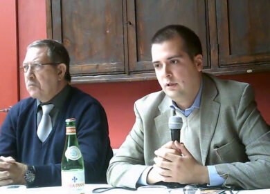 Filosofia sui Navigli: Ipotesi sull’intellettuale nell’epoca del consumo…
