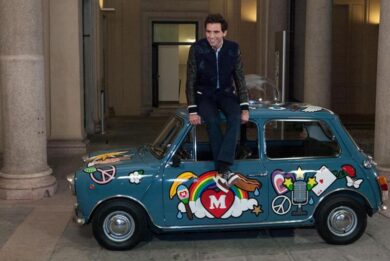 Mika debutta su Rai 2. “Avrei voluto Dario Fo”. Ecco “Stasera a casa di Mika”