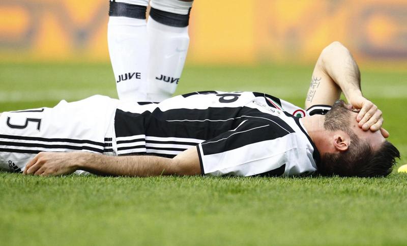 Juventus, Barzagli choc: fuori due mesi. E in più… Juventus, Barzagli choc: fuori due mesi. E in più…