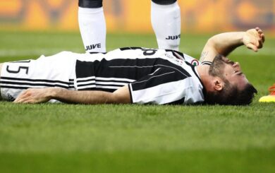 Juventus, Barzagli choc: fuori due mesi. E in più…