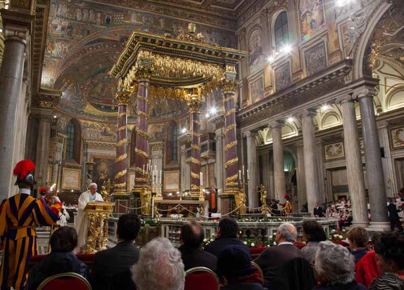 Il Giubileo della Misericordia termina. Papa Francesco sigilla la Porta Santa Il Giubileo della Misericordia termina. Papa Francesco sigilla la Porta Santa