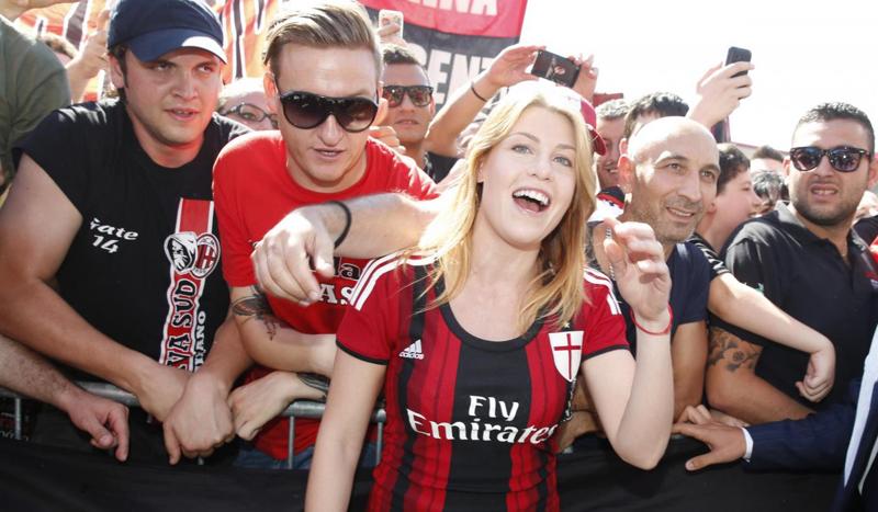 Barbara Berlusconi di nuovo mamma: è nato Leone, terzo maschietto. Festa Milan Barbara Berlusconi di nuovo mamma: è nato Leone, terzo maschietto. Festa Milan