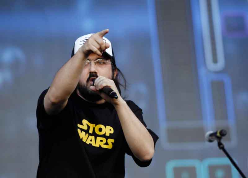 Cranio Randagio, il rapper Piotta attacca i giornalisti: “Commenti ignoranti”