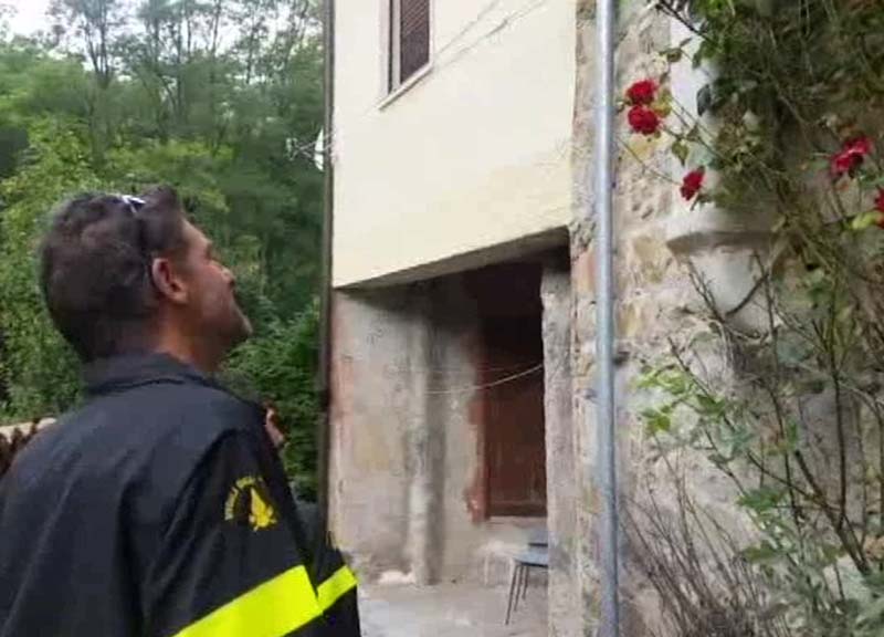 cadaveri macerie