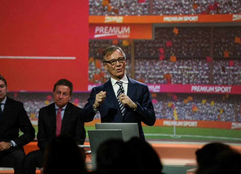 Mediaset Premium, la guerra con Vivendi è costata 100 mila utenti Mediaset Premium, la guerra con Vivendi è costata 100 mila utenti