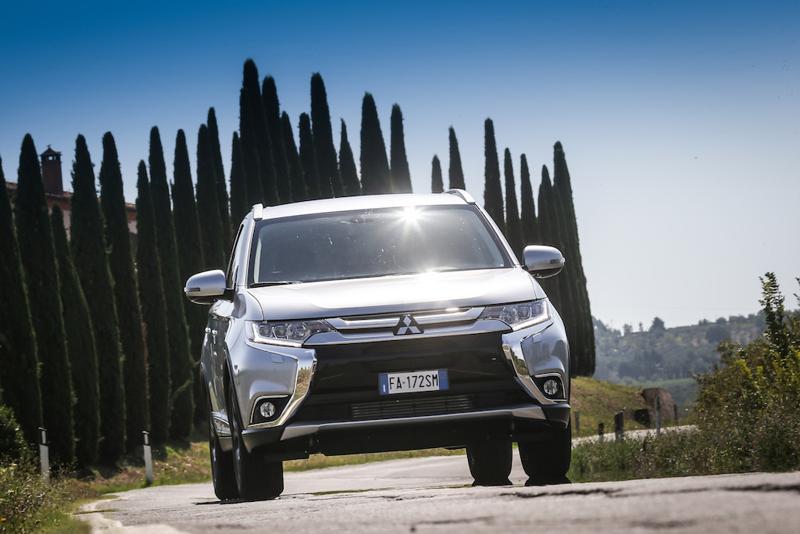 Mitsubishi ASX e Outlander  MY 2017: sempre più connesse e sicure